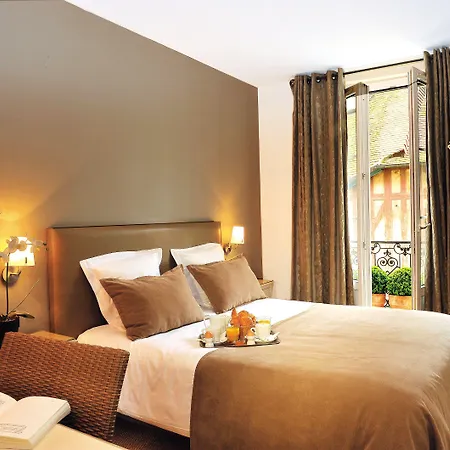 Le Fer A Cheval Hotel