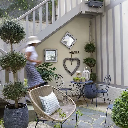 Le Fer A Cheval Hotel 3*