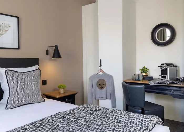 Hotel Le Fer A Cheval 3*