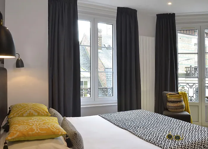 Le Fer A Cheval Hotel Trouville-sur-Mer