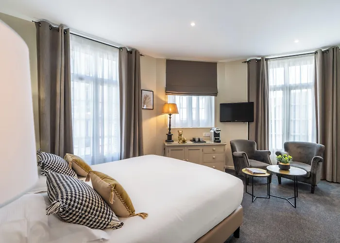 Le Fer A Cheval Hotel 3*