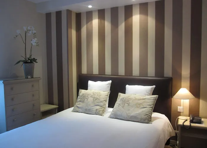 Hotel Le Fer A Cheval 3*