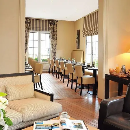 Hotel Le Fer A Cheval 3*