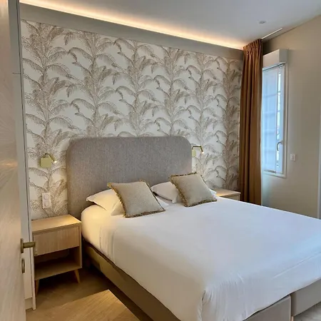 Le Fer A Cheval Hotel