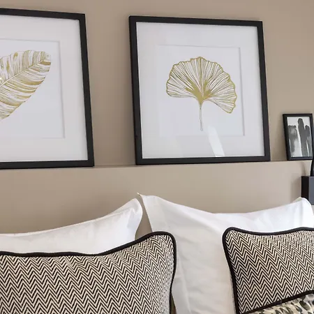 מלון Le Fer A Cheval 3*