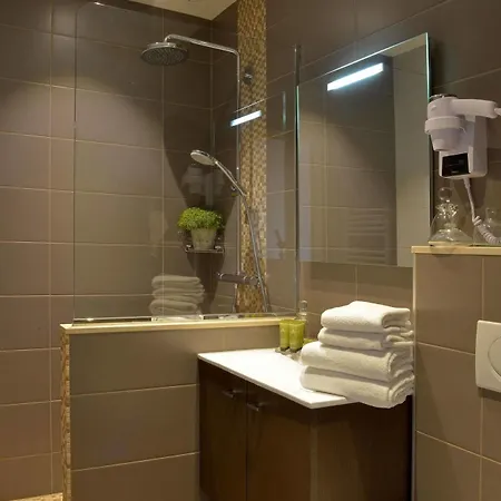 Hotel Le Fer A Cheval