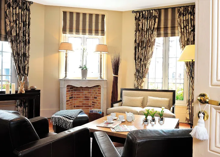 מלון Le Fer A Cheval טרוביל-סור-מאר