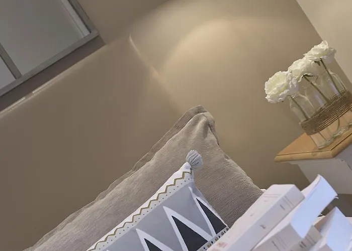 Le Fer A Cheval 3* טרוביל-סור-מאר